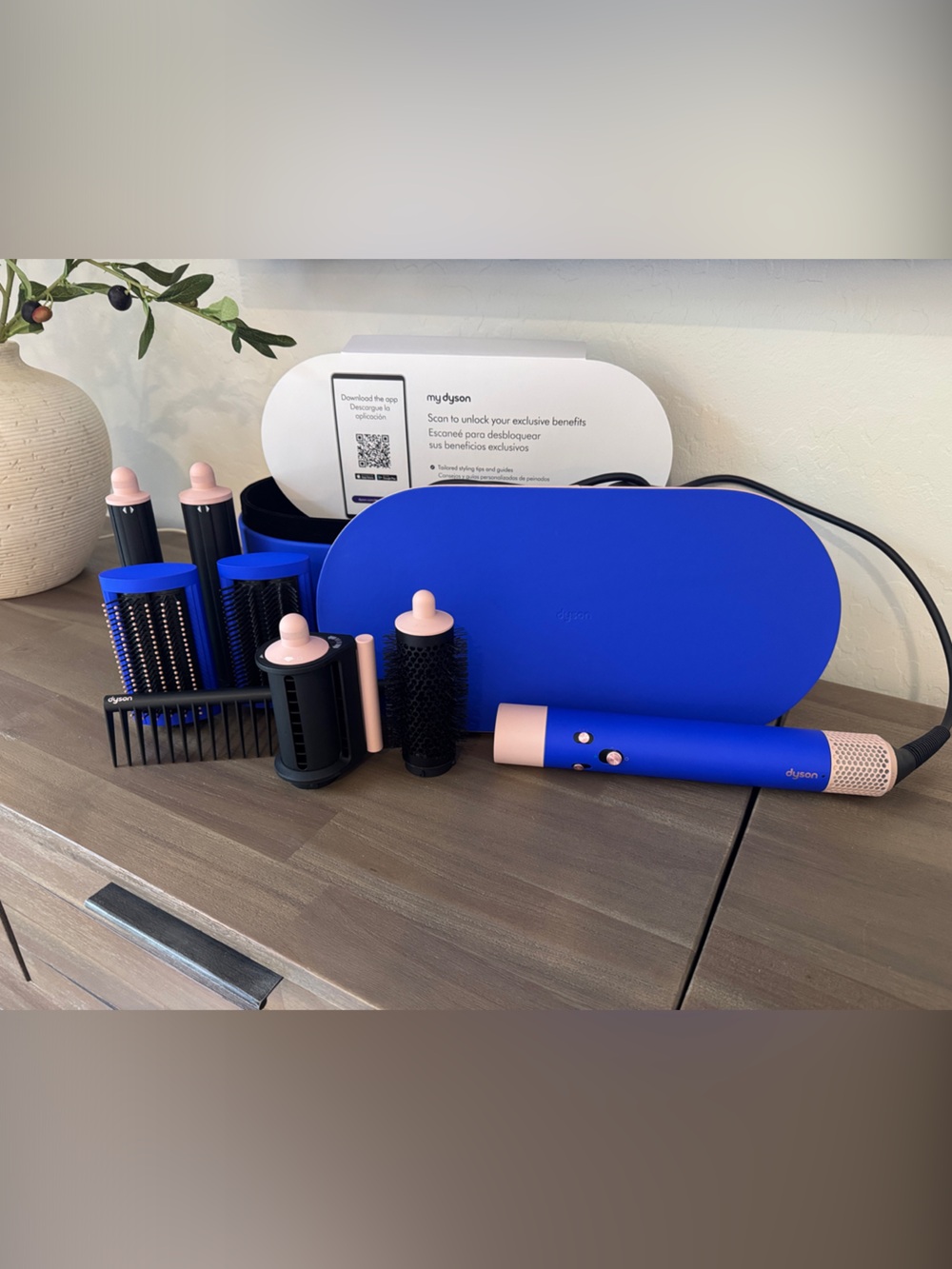 Special Edition Dyson Airwrap Multi-Styler Complete Long in Blue/Blush